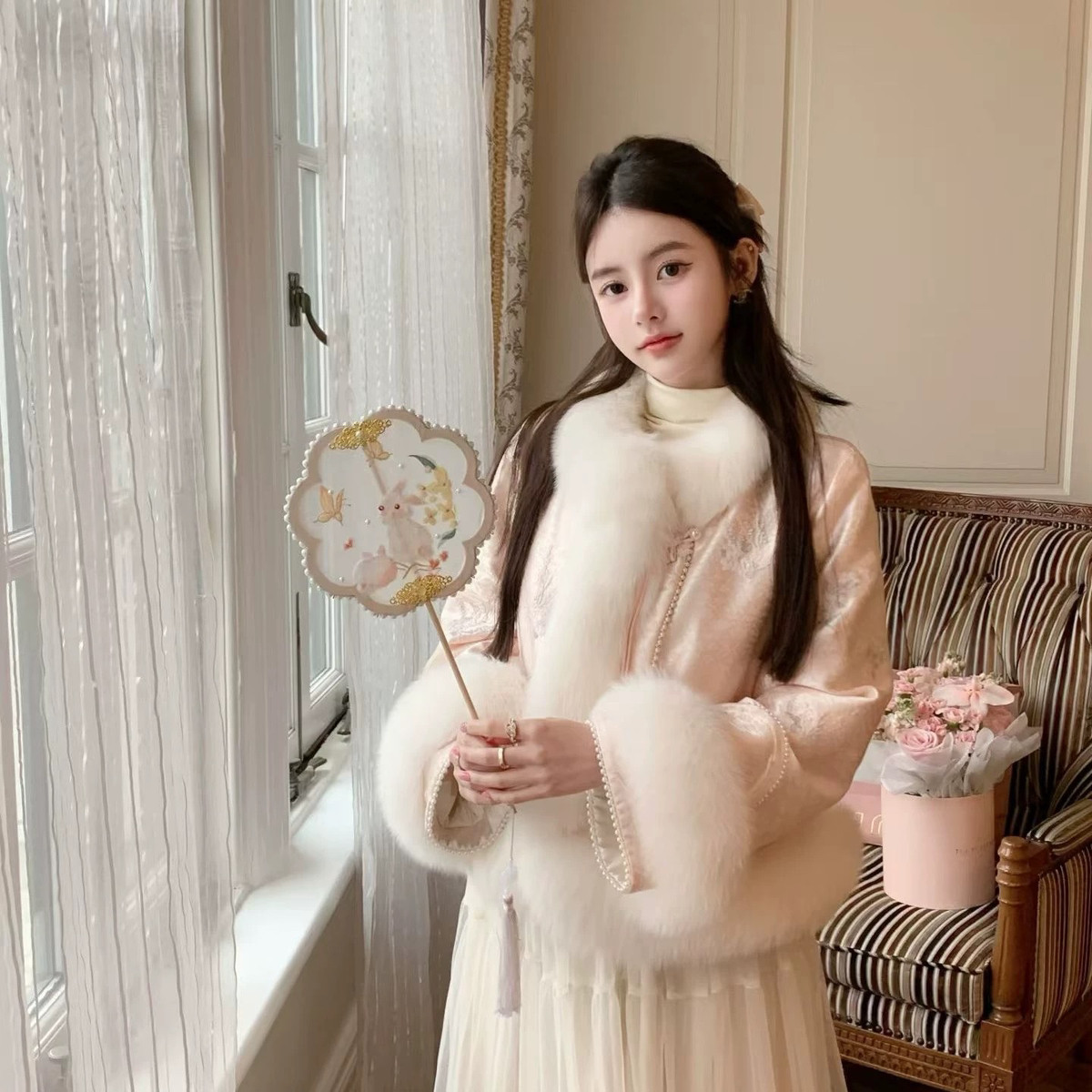 长亭漫雪新中式刺绣网纱设计狐狸毛保暖羽绒服外套