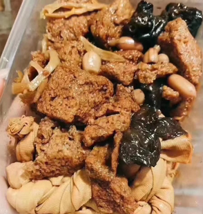 上海代购 佬街佬味豆味拼盘 肉汁百叶结 素牛肉干 四喜烤麸500g装