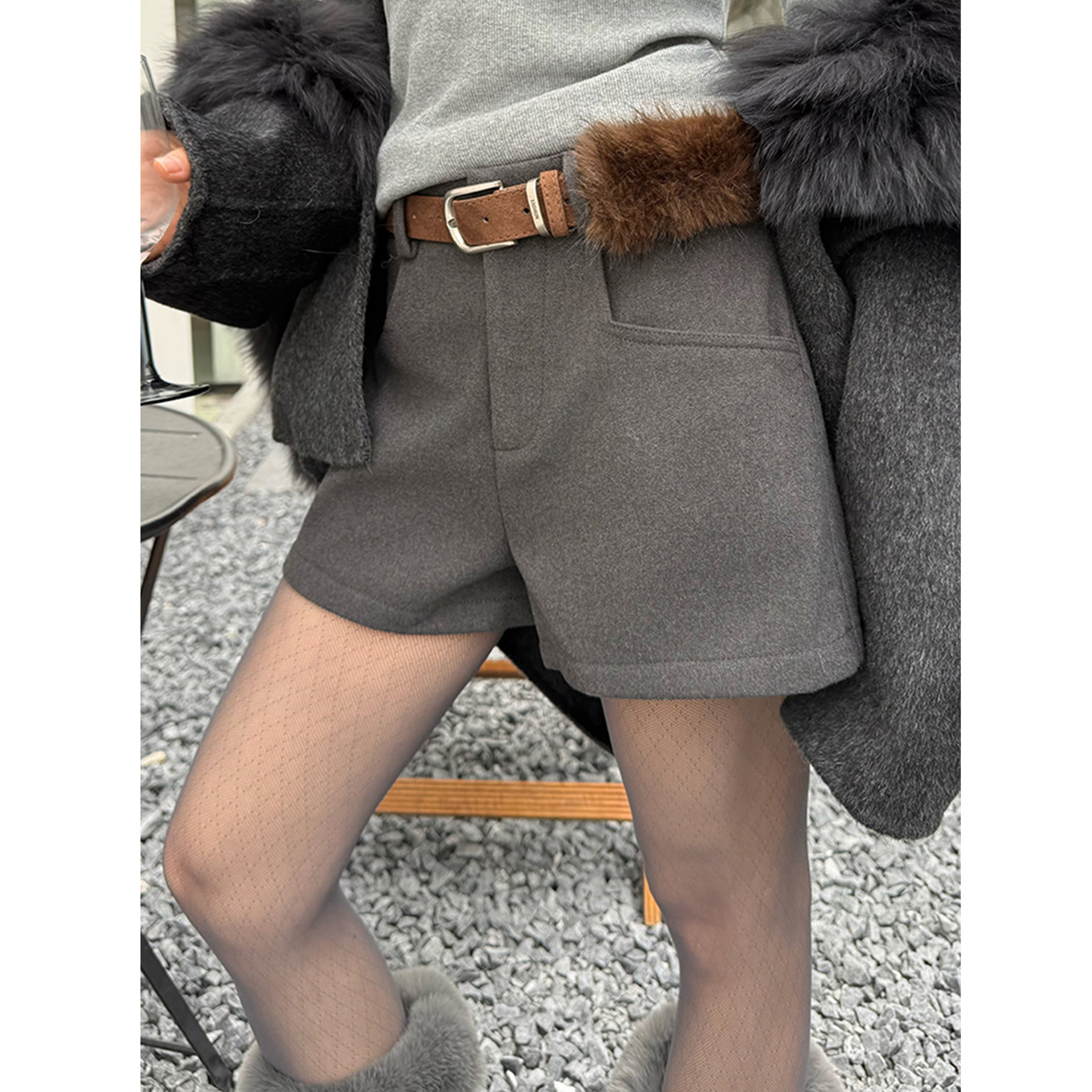 【INSS&ID】高级感新款a字型短裤配复古腰带毛呢休闲裤女50883