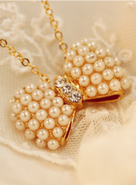 日韩版新款项链抖音爆款饰品时尚小清新蝴蝶结珍珠项链锁骨链