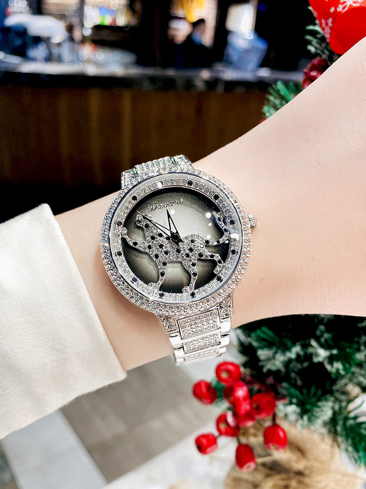 2021年新款十大品牌蒂玮娜满天星水钻手表女时来运转走豹纹转盘表