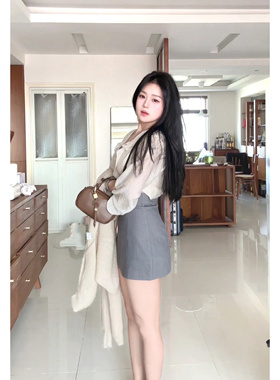 晚安里里juli  店主私服 A字花苞纯色高腰性感短裙