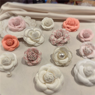 饰 连衣裙外套装 法式 小香风春夏百搭山茶花胸针粉色白色别针西装