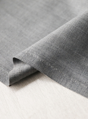 意大利进口薄款浅灰色细腻高支斜纹哔叽精纺羊毛面料设计师布料