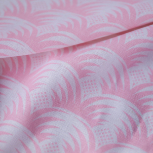 日本进口薄款粉白云漫鳞印花细腻编织棉麻混纺面料设计师布料