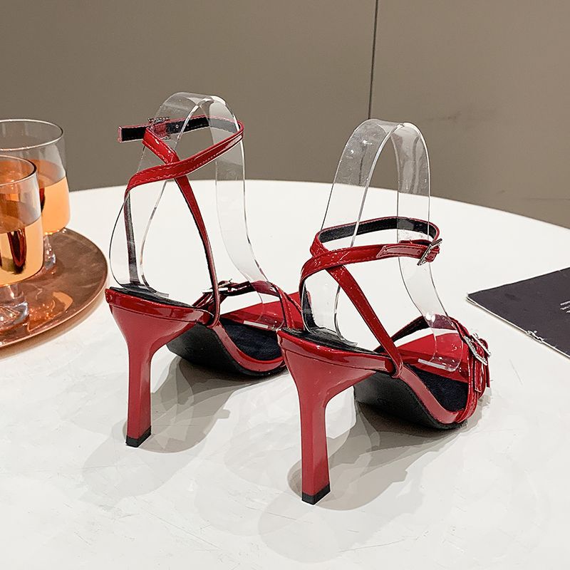 露趾一字扣带水钻凉鞋女2024春夏新款小众设计性感法式尖头