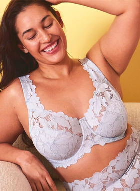 T4 大码薄蕾丝内衣大胸显小超薄全罩杯文胸85DE90CE95BCDEF100CDE