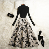 碎花黑色针织质感长裙赫本风黑色连衣裙女高级感法式 大气裙子春秋