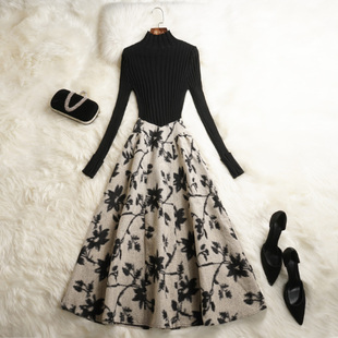 碎花黑色针织质感长裙赫本风黑色连衣裙女高级感法式 大气裙子春秋