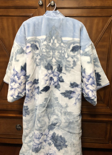 加厚单层长款家居服带袖子沙发毯