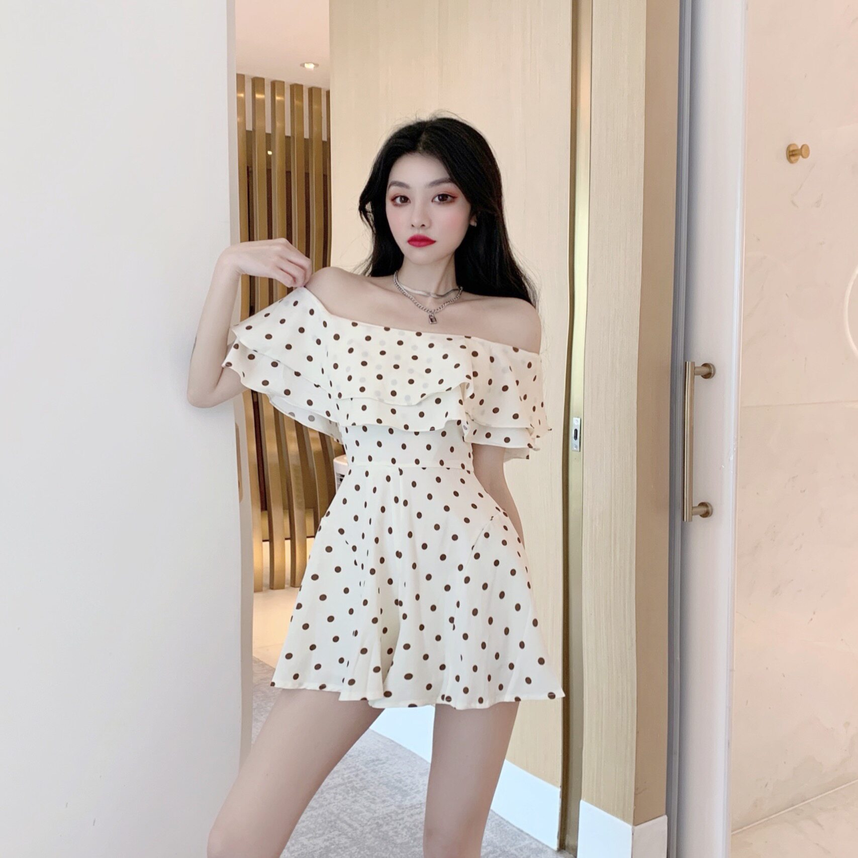 2024 뉴 여름 홍콩 스타일 원 숄더 프릴 폴카 도트 원피스 스커트 슬리밍 슬림 와이드 레그 점프 슈트 여성용
