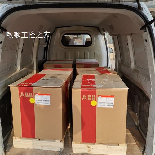 ABB空气断路器原包装E3S3200,E3N2500