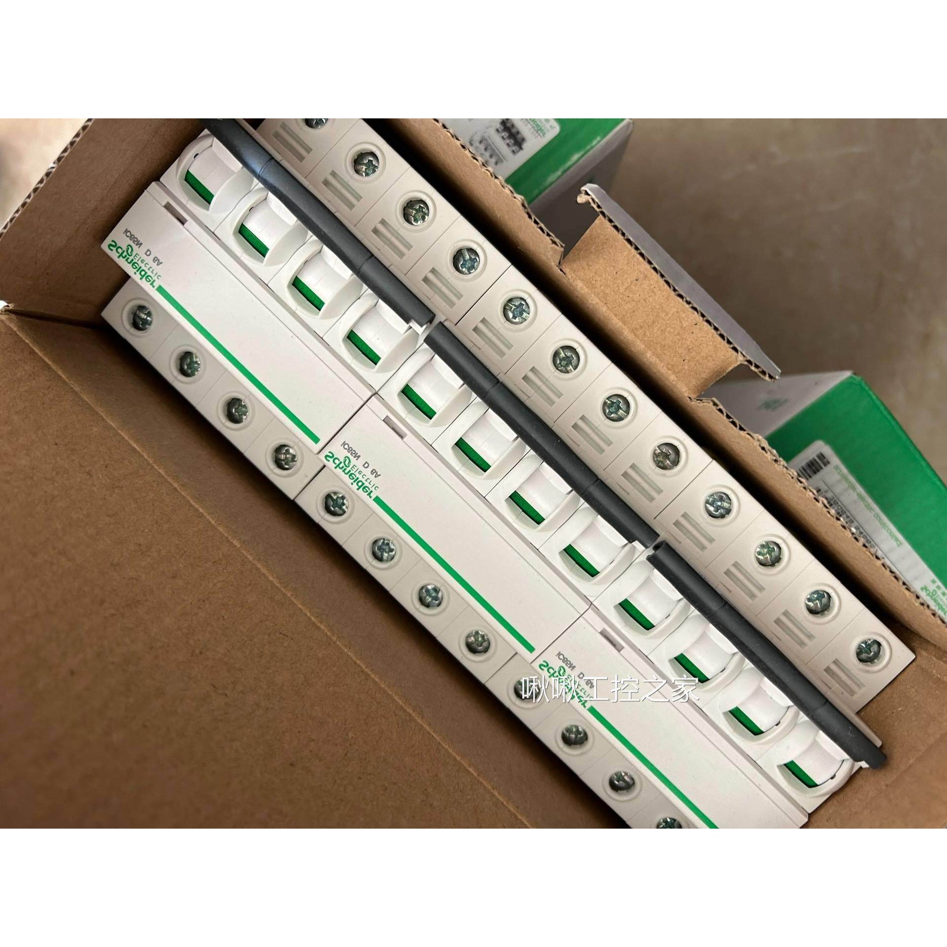 施耐德小型断路器ic65n 4p d6a 全新正品 a9f1