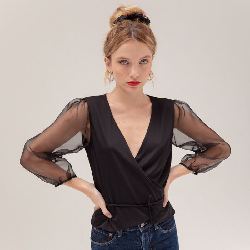 欧美夏季流行舒适百搭欧根纱薄软纱透明v领系带拼接衬衫t恤上衣女