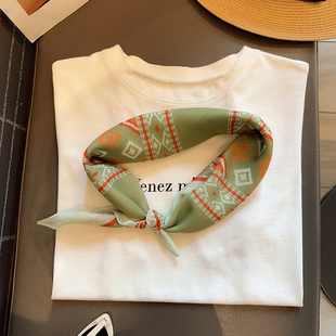 波西米亚几何风叠穿丝巾2026春季薄款棉麻围巾百搭小方巾系脖领巾