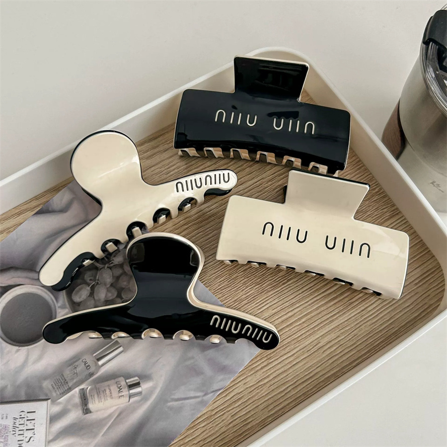 慵懒风法式醋酸抓夹发卡夹