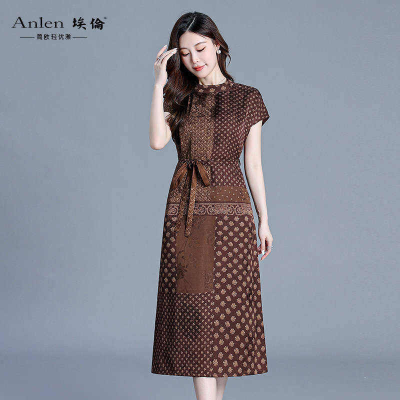 埃伦美拉德风印花妈妈连衣裙