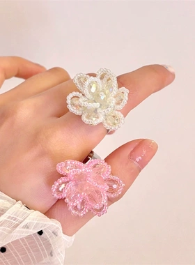 新款2025年粉色花朵水晶戒指女指环适合春天的手饰度假风