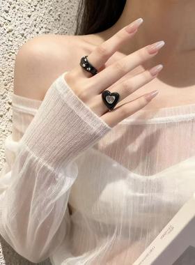 韩国博主同款滴釉戒指女爱心黑色珠光白设计感可爱锆石镶嵌食指戒
