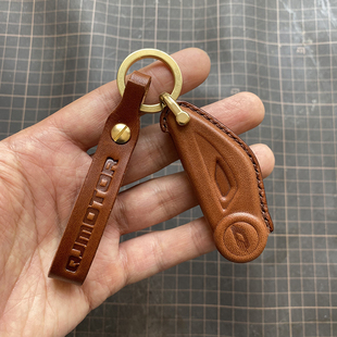 适用钱江闪300 500闪逸550骁闪600钥匙包折叠真皮套 350