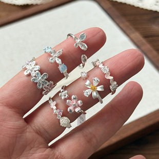 春日繁华铜镀金滴油高保色开口可调节戒指 小花朵蝴蝶指环