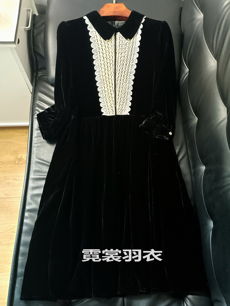 早春优雅甜美黑色刺绣真丝绒裙