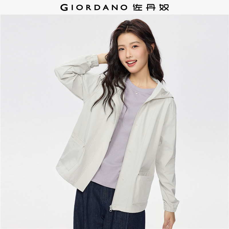 佐丹奴防风夹克女春季新款防水工装口袋宽松连帽风衣外套05375776