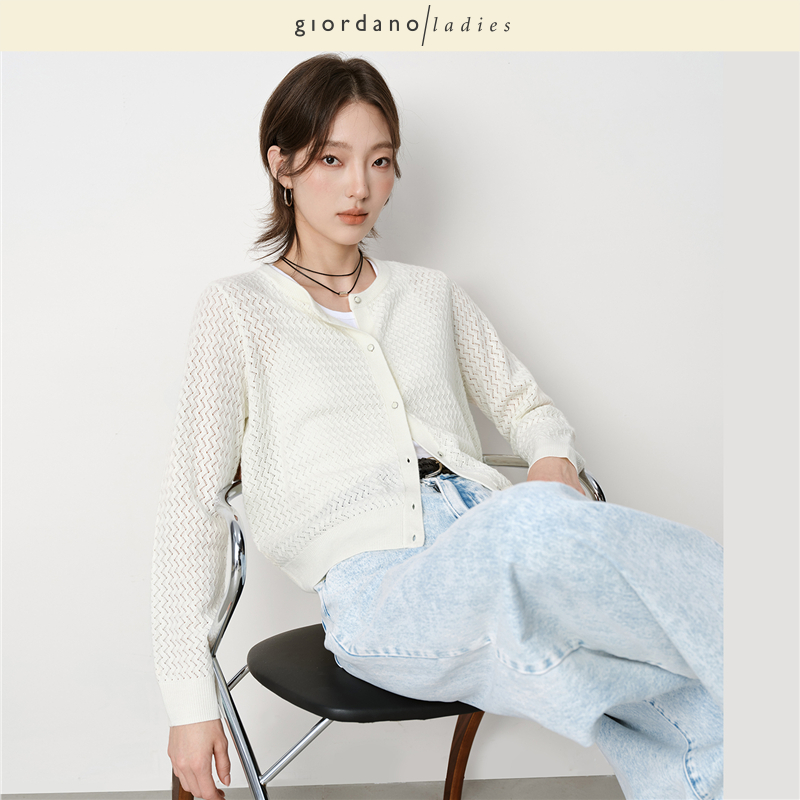 GL女装圆领开衫针织衫