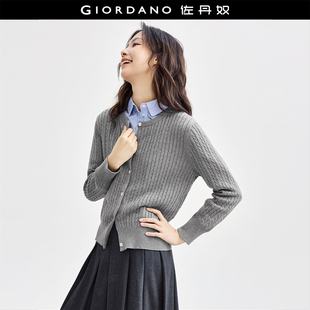 佐丹奴针织衫 女抗起球精梳纯棉小刺绣绞花气质圆领线衣女18354001