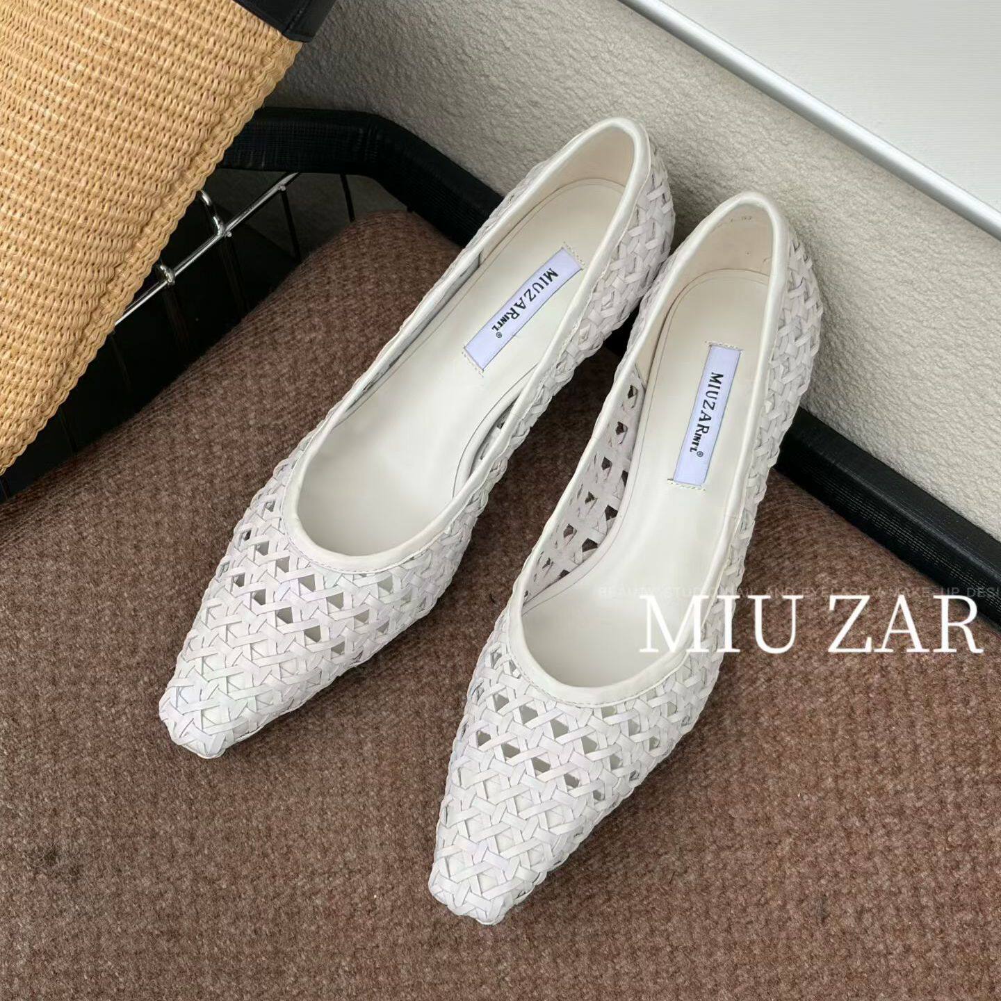 妙莎MIUZAR欧货女鞋2026新款牛皮编织镂空方头浅口高跟时装单鞋