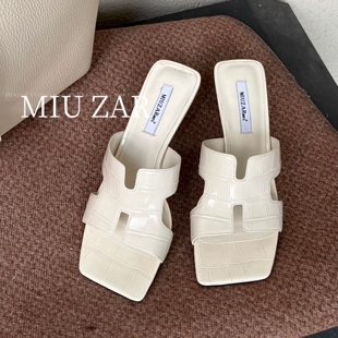 妙莎MIUZAR欧货女鞋2026夏新款石头纹牛皮H型方头露趾高跟凉拖鞋