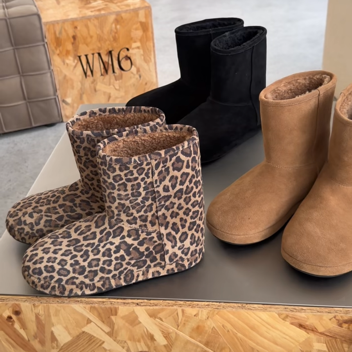 皮毛一体圆头套筒平底休闲雪地靴