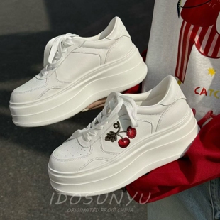 IDO/TT欧货女鞋2026年早春新款牛皮圆头系带刺绣樱桃厚底休闲鞋