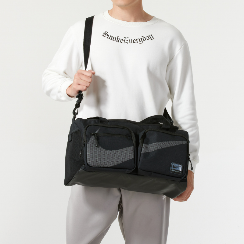 耐克（NIKE）男包女包 夏季运动包大容量行李包单肩包健身包斜