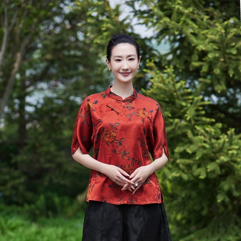 断码-4XL*新中式*100%桑蚕丝香云纱提花缎花罗 喜妈妈 小立领上衣 - 实物图