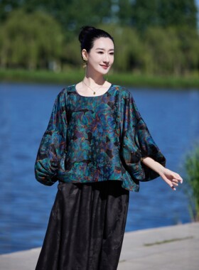 金边蓝花*100%桑蚕丝香云纱提花缎 蝙蝠袖/灯笼袖 宽松上衣*35姆