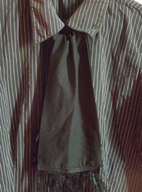 【围巾】Q014：黑色双面 6CM流苏围巾（长120*15）