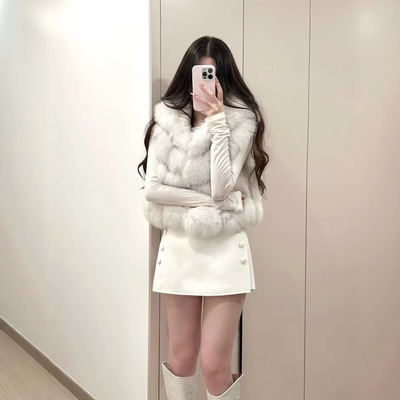 小众设计新款仿獭兔毛马甲背心女洋气龙猫纹环保皮草毛毛连帽外套