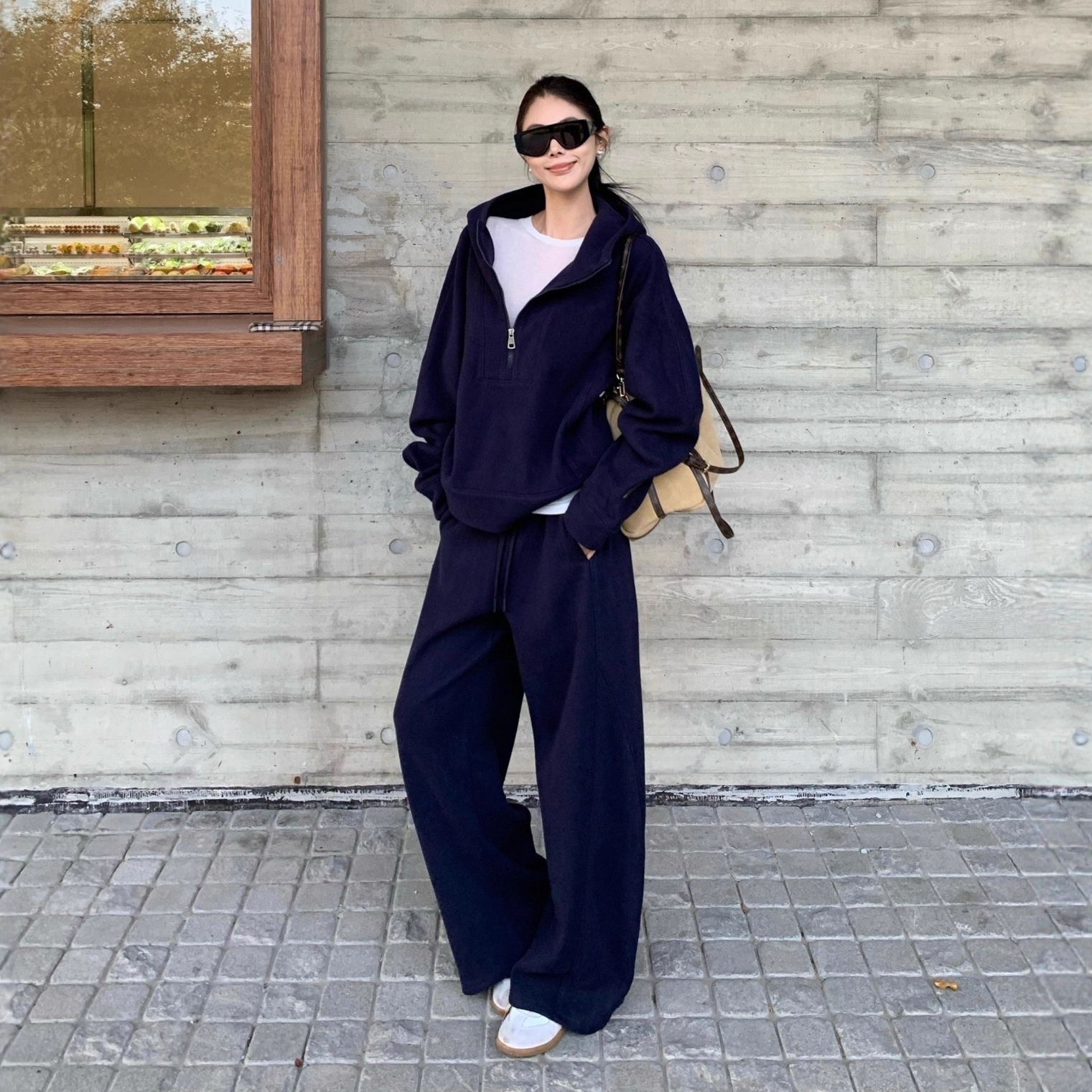 RHGD实拍2025 秋冬简约加绒休闲运动套装连帽卫衣高腰阔腿休闲裤