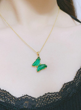涂鸦锆石绿色水晶蝴蝶14k金项链