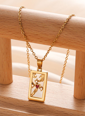 欧美风复古神秘元素浮雕项链女个性嘻哈风滴油爱心锁骨链长款链条