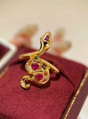 新中式国风本命巳年红蛇戒指复古高级感红刚玉财运缠身灵蛇指环女