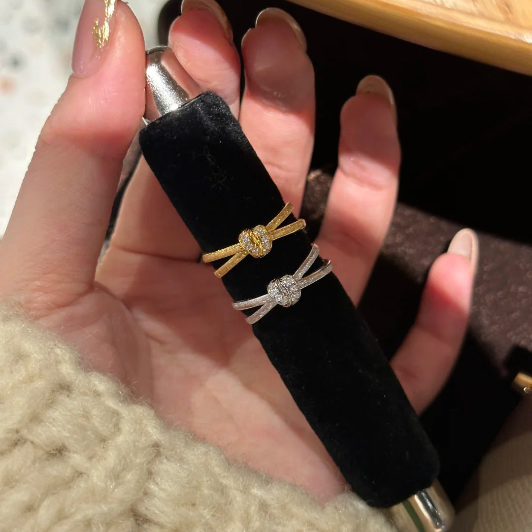 交织结绳knot戒指镀金拉丝时尚高级轻奢精致简约蝴蝶结麻花戒指女