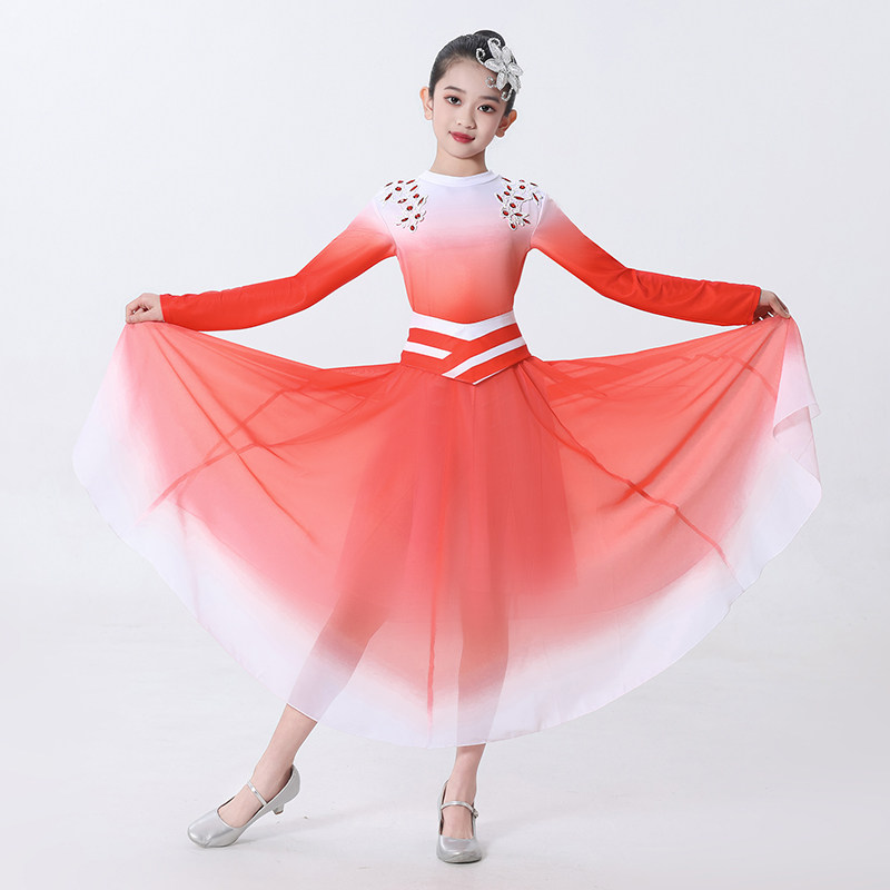 灯火里的中国现代舞蹈演出服装