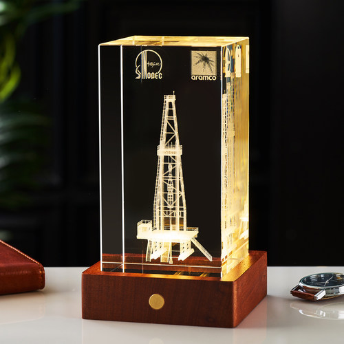 水晶内雕定制激光3d纪念品礼物生物汽车建筑桥梁机械厂房摆件定做