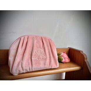 68包邮｜高品！温柔的粉色丝绒褶皱设计胖乎乎彩色内衬化妆收纳包