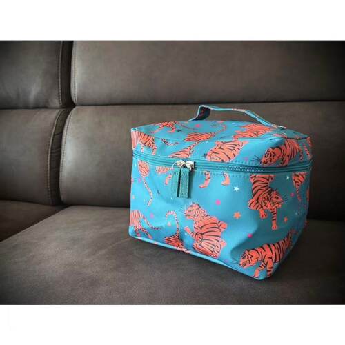 68包邮｜英国大容量防泼水boots老虎绿橘粉内衬手提化妆收纳包