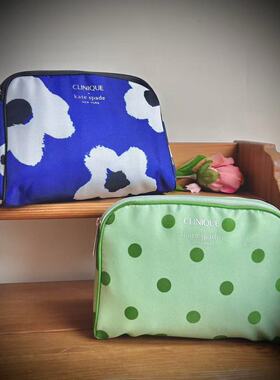 68包邮｜出口欧美外贸尾货联名多巴胺色彩绿波点蓝花朵收纳化妆包