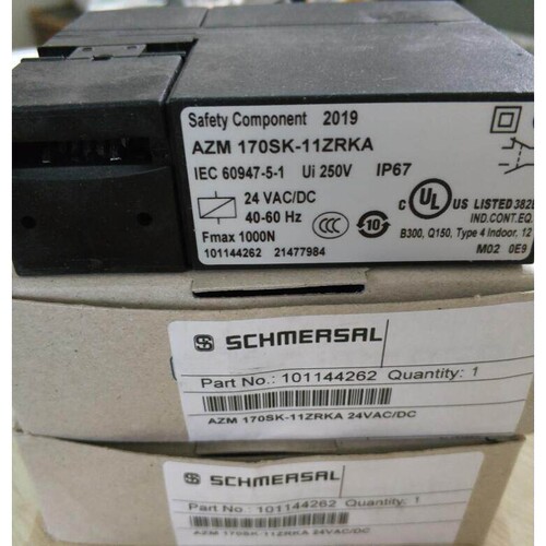 AZM 170SK-11ZRKA 24VAC/DC施迈赛安全开关原装现货，假一赔十