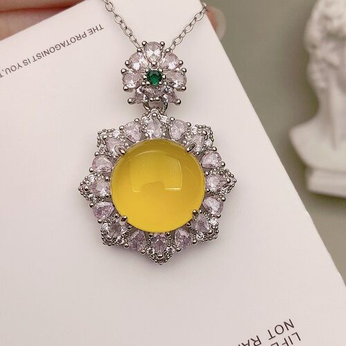 黄玛瑙吊坠玉髓项石链女款